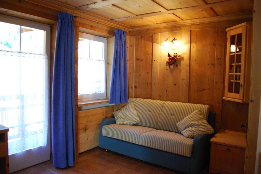 Appartamenti Chalet Orchidea Canazei Eksteriør bilde
